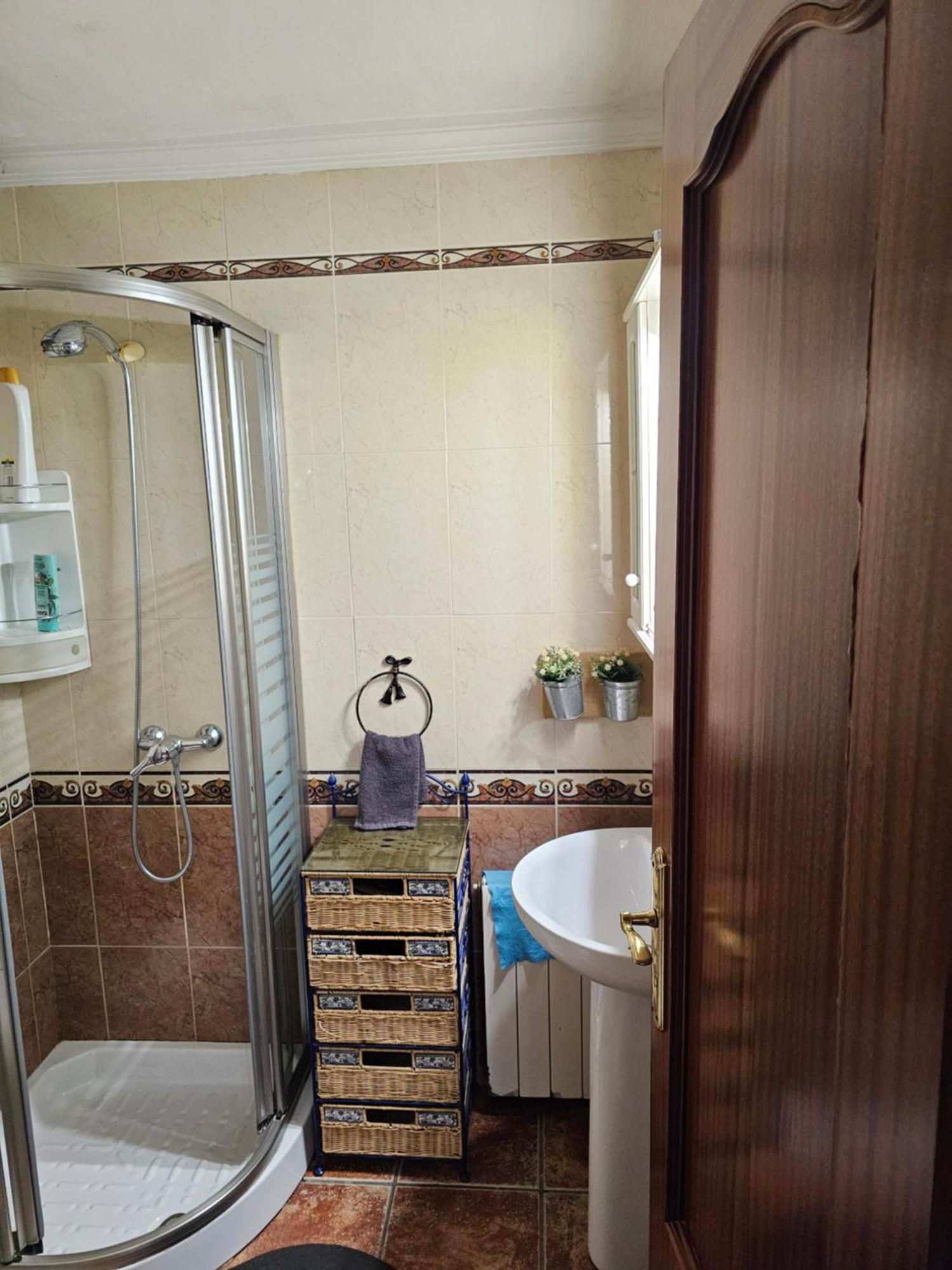 Apto-En El Bajo De La Casa-Estilo Rustico En Dilar Ngoại thất bức ảnh